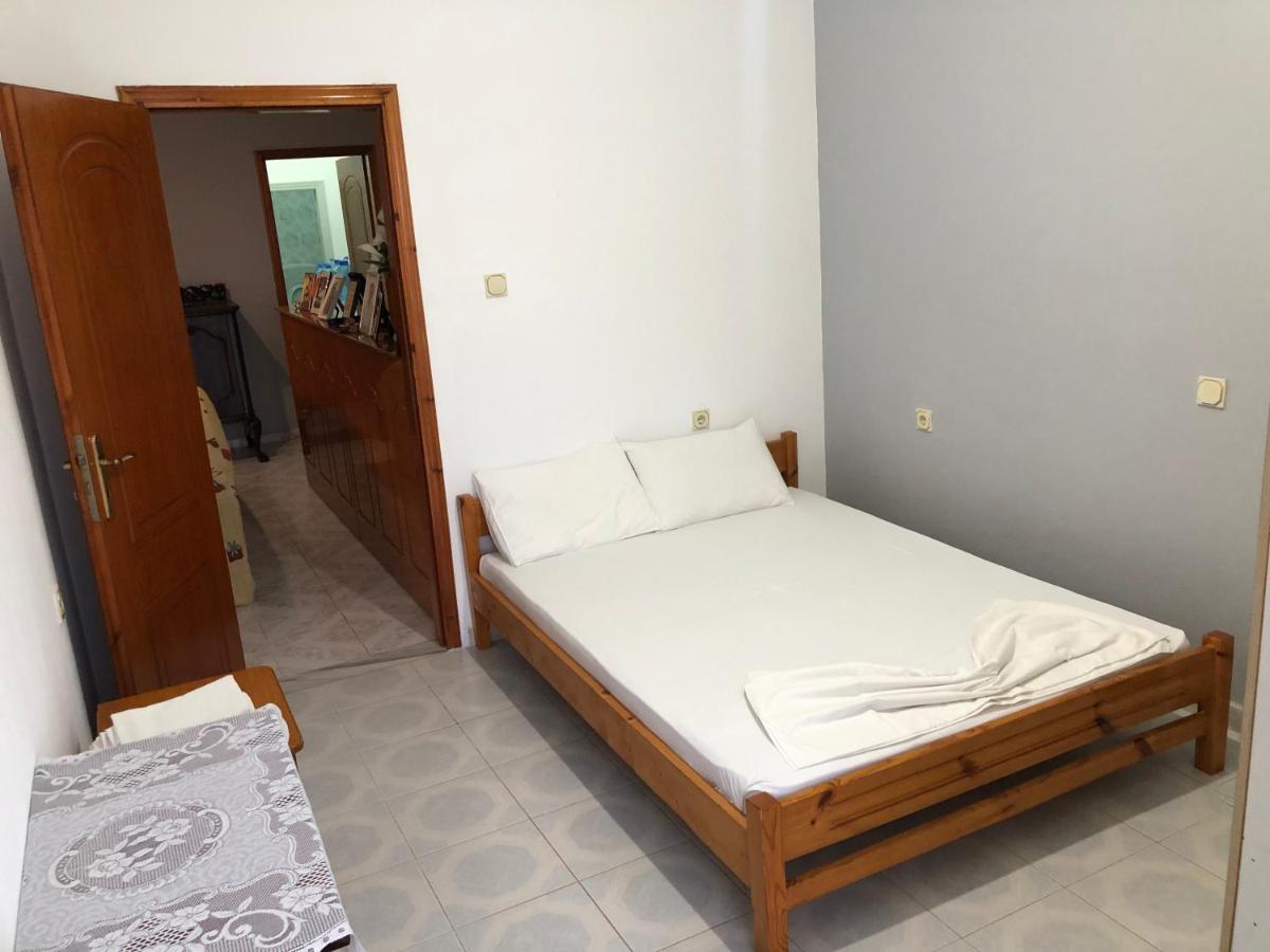 Appartement Dina House à Himarë Extérieur photo