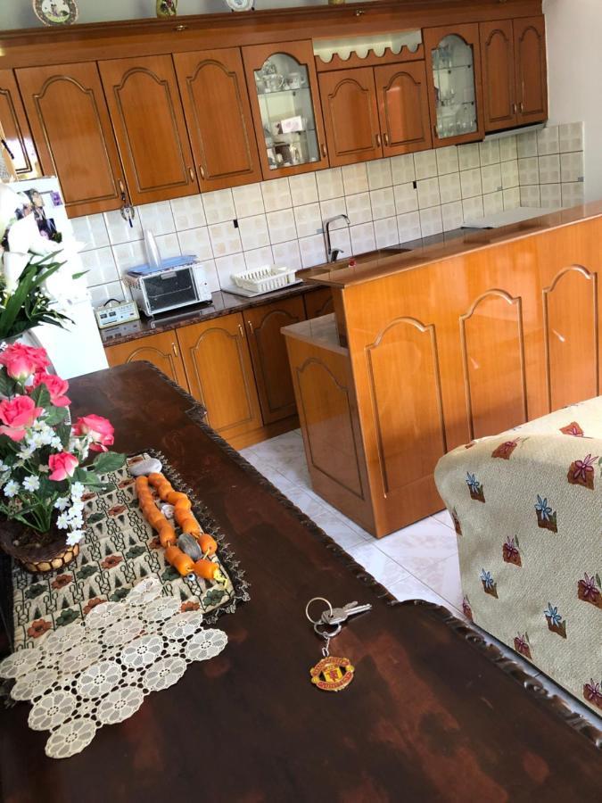 Appartement Dina House à Himarë Extérieur photo